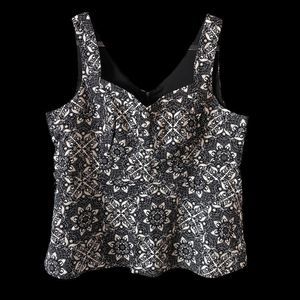 FINAL PRICE Torrid black & white tank w/paisley print & sweetheart neckline 2